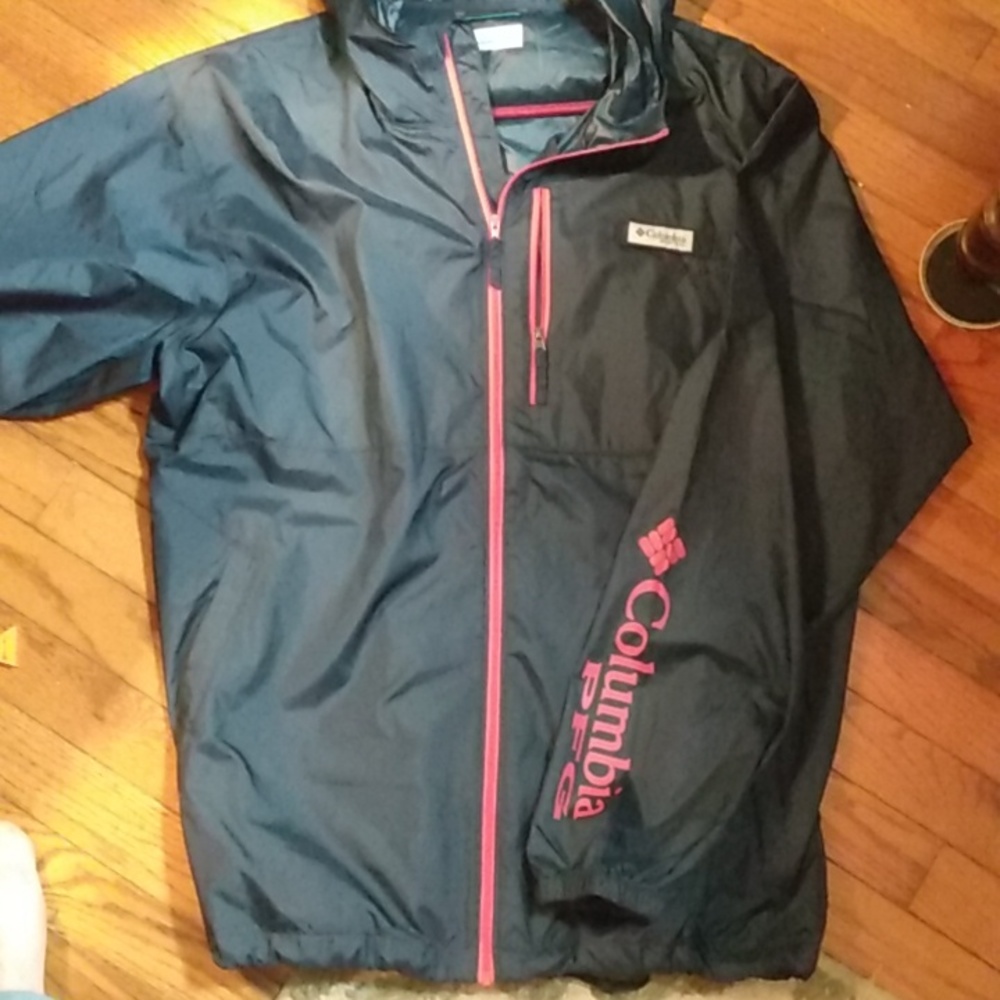 Navy blue men's large Columbia windbreaker